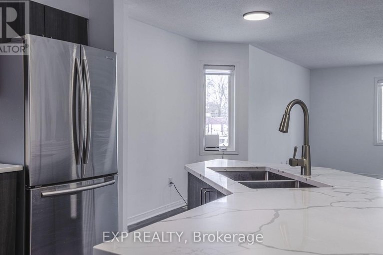 29226891/247-fir-lane/kemptville/north-grenville/ontario/K0G1J0_8