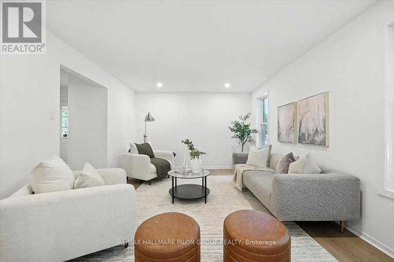 28647832/126-hawk-crescent/hunt-clubwestern-community/ottawa/ontario/K1V9G7_4
