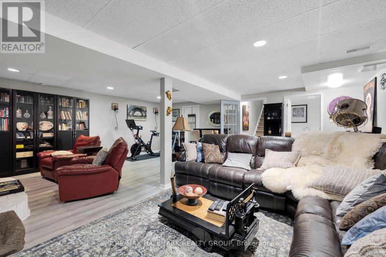 28960953/34-menard-street/embrun/russell/ontario/K0A1W0_19