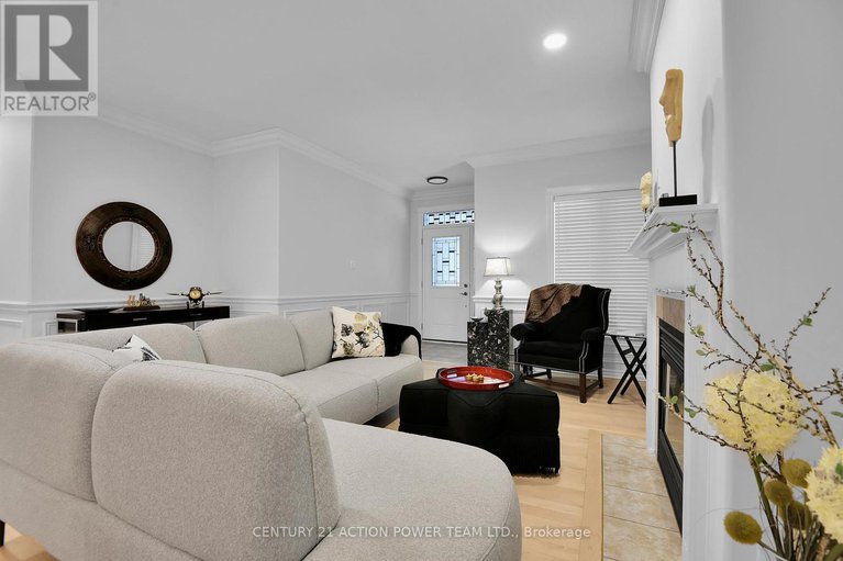 29163831/1969-loasa-lane/springridgeeast-village/ottawa/ontario/K4A4T4_11