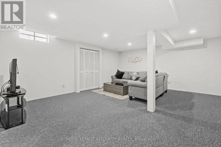 29332214/830-acadian-gardens/convent-glen/ottawa/ontario/K1C2V6_28