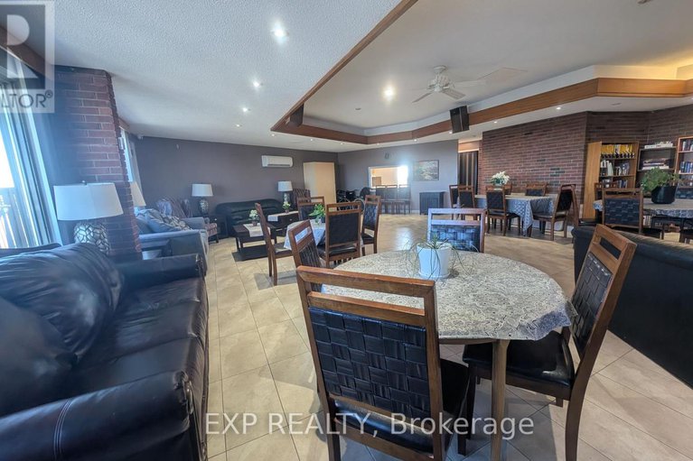 28890063/518-20-chesterton-drive/borden-farmstewart-farmcarleton-heightsparkwood-hills/ottawa/ontario/K2E6Z7_33