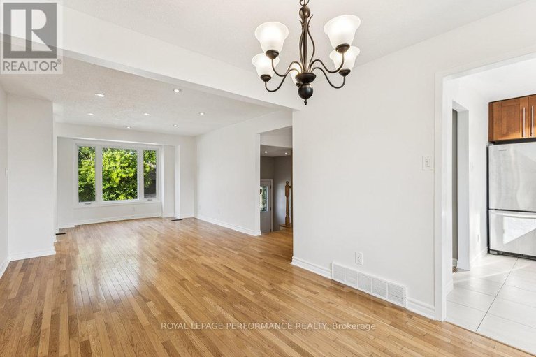 29029573/6-gillespie-crescent/hunt-club-woods/ottawa/ontario/K1V9X8_10