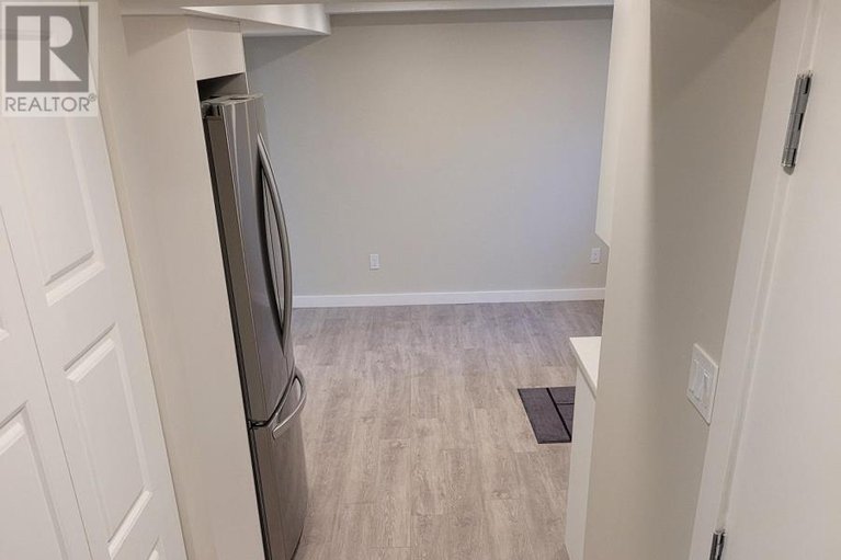 29684352/2748-moncton-road/queensway-terrace-north/ottawa/ontario/K2B7W1_3