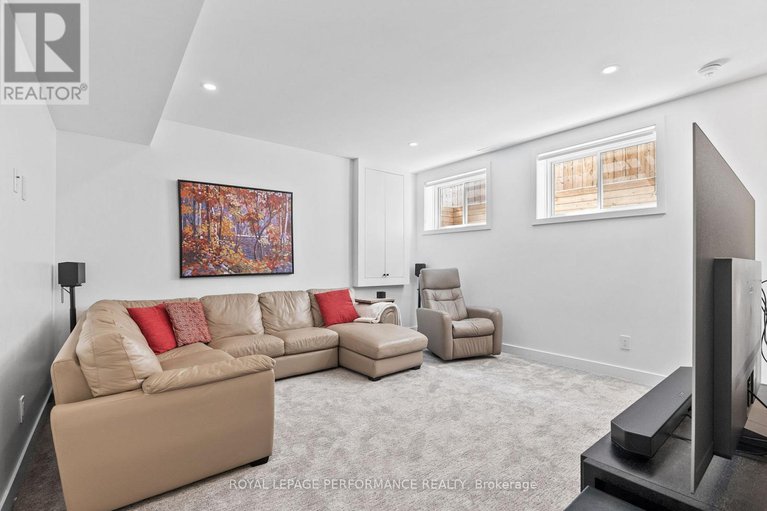 28543963/80-dagmar-avenue/vanier/ottawa/ontario/K1L5T4_30
