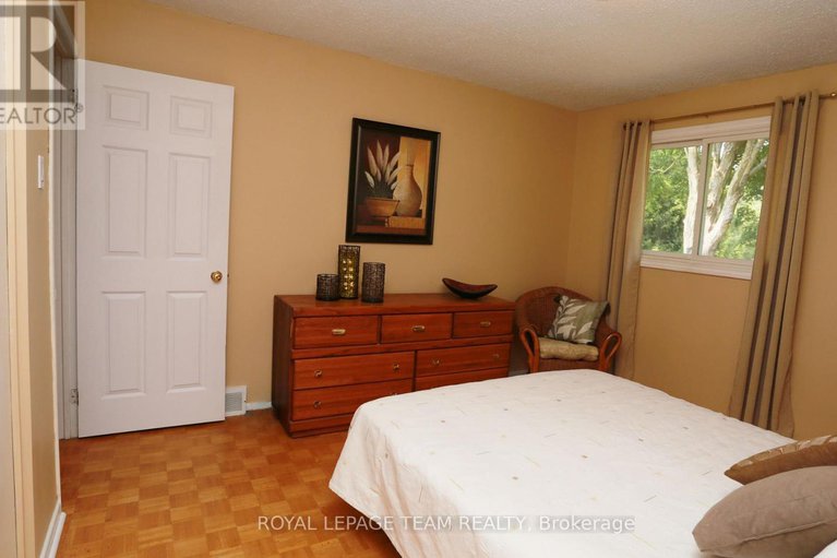 28735574/82-maitland-street-s/richmond/ottawa/ontario/K0A2Z0_15