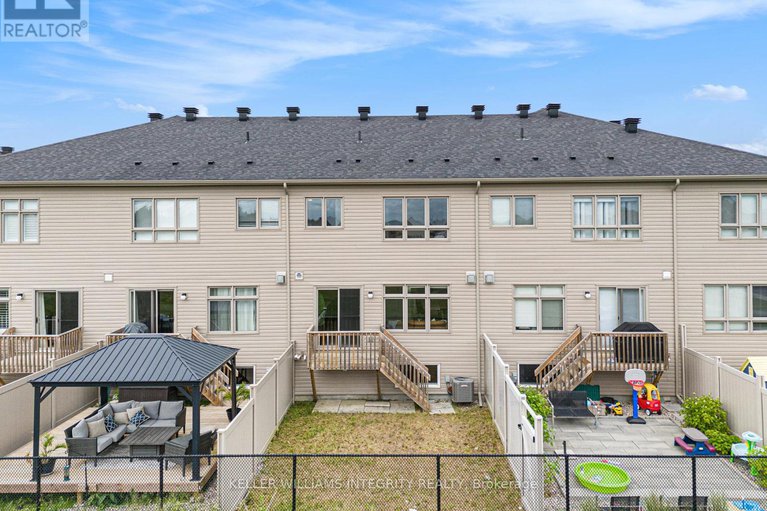 28484837/305-lipizzaner-street/stittsville-south/ottawa/ontario/K2S0X8_31