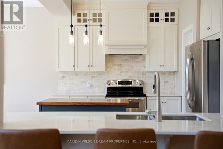 29671418/146-tapadero-avenue/emerald-meadowstrailwest/ottawa/ontario/K2V0A7_19