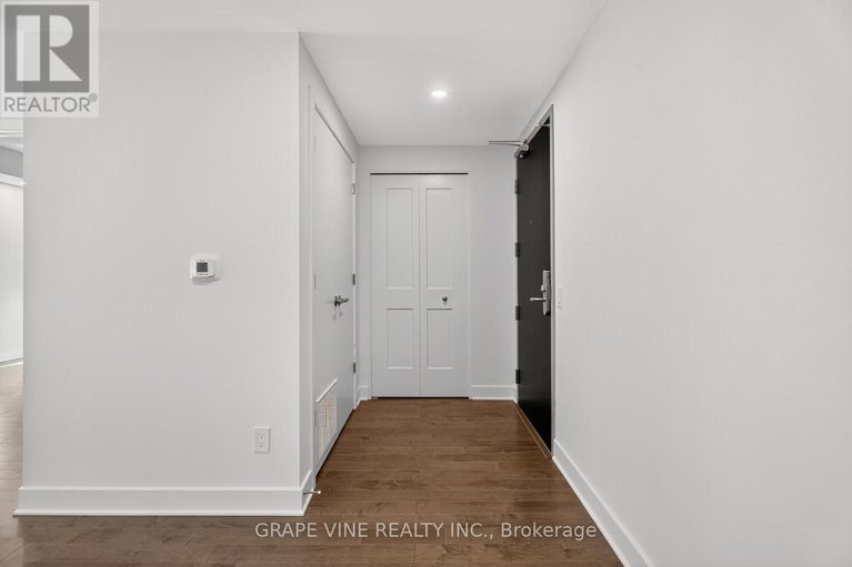 28896988/601-180-george-street/lower-townbyward-market/ottawa/ontario/K1N0G8_8