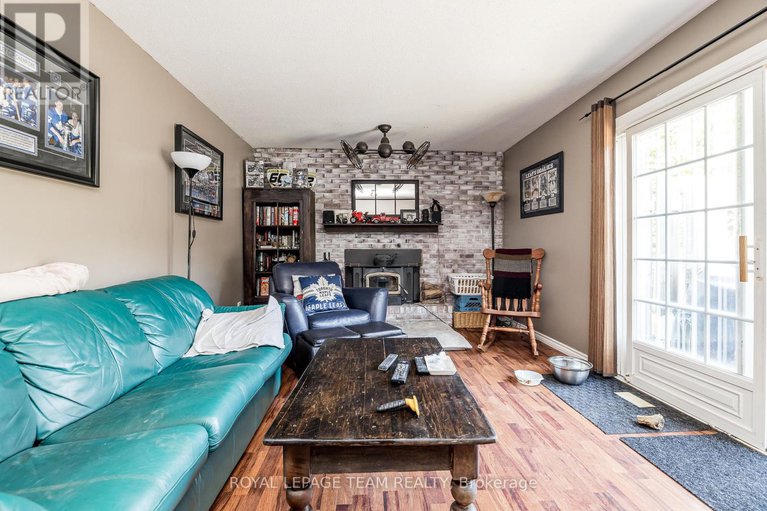 28858996/23-butterfield-road/munster/ottawa/ontario/K0A3P0_17