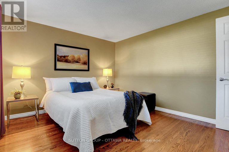 28874659/124-post-road/glencairnhazeldean/ottawa/ontario/K2L1L2_24
