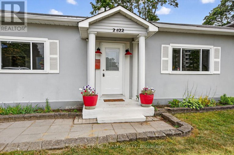 28893264/2822-richmond-road/fairfield-heights/ottawa/ontario/K2B6S5_2