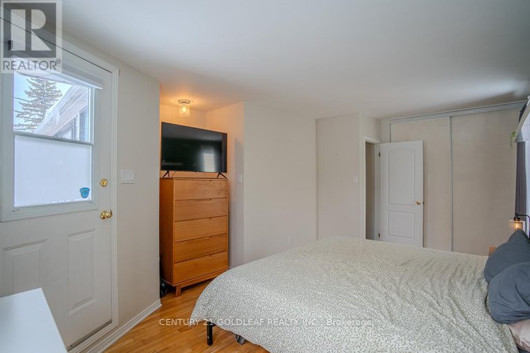 29418549/1075-north-river-road/overbrook/ottawa/ontario/K1K3V9_28