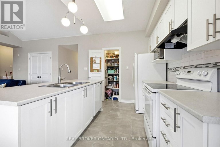 29563748/h-66-tipperary-private/longfields/ottawa/ontario/K2J2T3_10