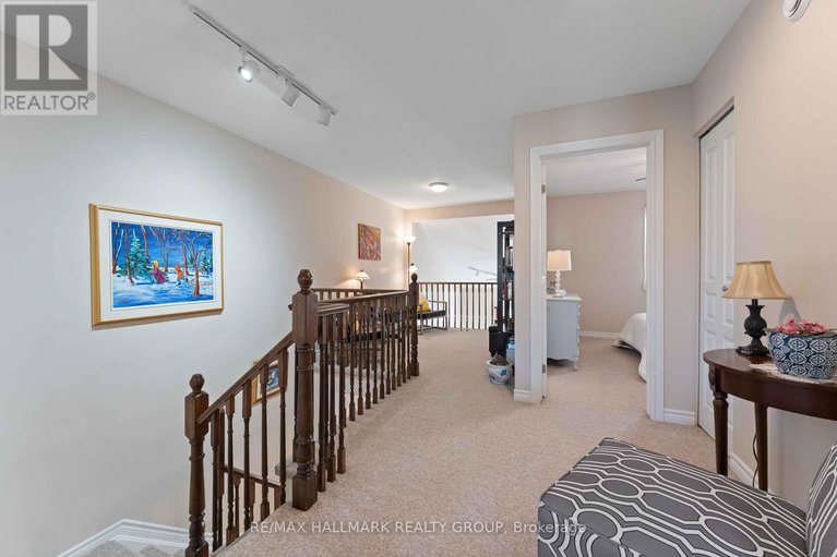 28886964/504-salzburg-drive/notting-hillsummerside/ottawa/ontario/K4A0C6_17