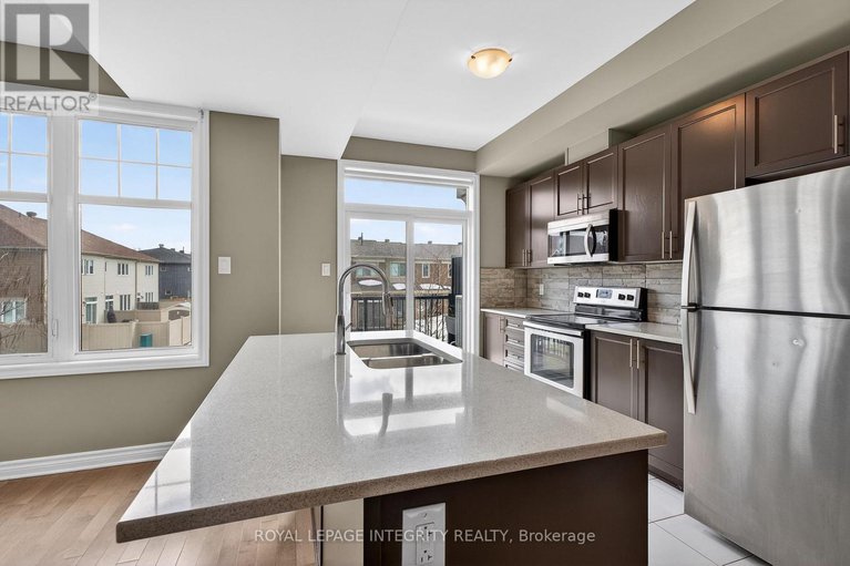 29442697/630-lauraleaf-crescent/half-moon-bay/ottawa/ontario/K2J6G9_9