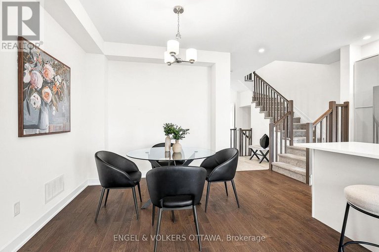 28268548/275-finsbury-avenue/stittsville-south/ottawa/ontario/K2S2Y2_17