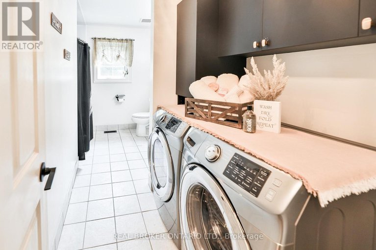 29067289/8-benjamin-lane/north-grenville-twp-kemptville-east/north-grenville/ontario/K0G1J0_19