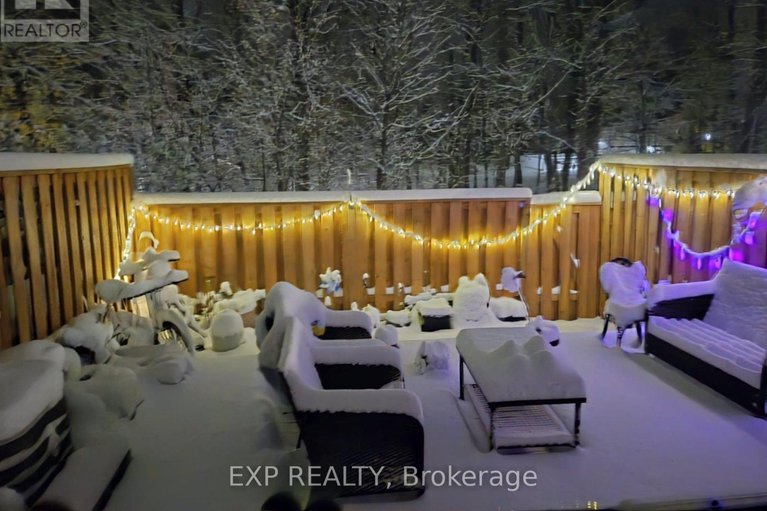 29426960/185-teal-crescent/chatelaine-village/ottawa/ontario/K1E2C3_25