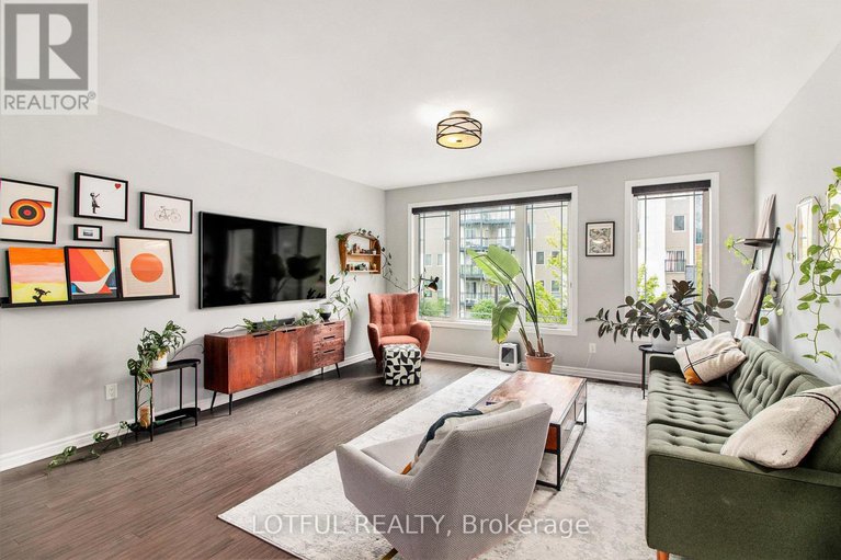 28406449/122-matador-private/carson-meadows/ottawa/ontario/K1K2V7_11
