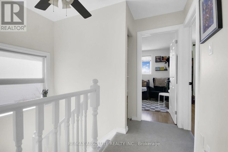 29532776/294-turnstone-court/chatelaine-village/ottawa/ontario/K1E2V2_38