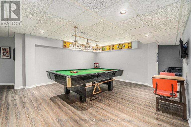 28600235/22-ashwood-crescent/meadowlandscrestview/ottawa/ontario/K2G2S8_30