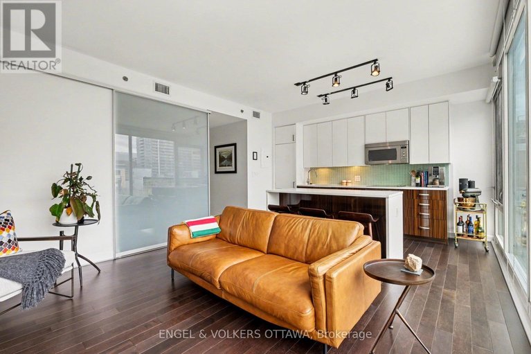 29683861/513-300-lisgar-street/ottawa-centre/ottawa/ontario/K2P0E2_9