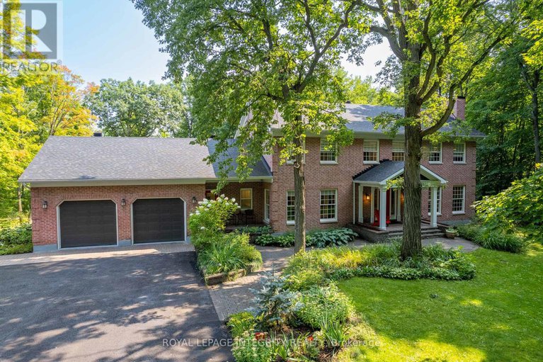 28641841/27-marchbrook-circle/rural-kanata-central/ottawa/ontario/K2W1A1_2