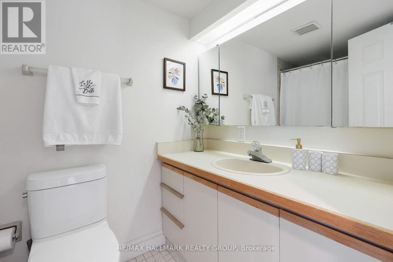 28961457/5-274-daly-avenue/sandy-hill/ottawa/ontario/K1N6G5_30