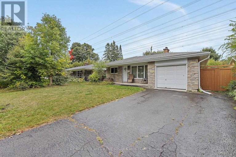 28906635/596-dickinson-avenue/riverside-park-south/ottawa/ontario/K1V7J4_6