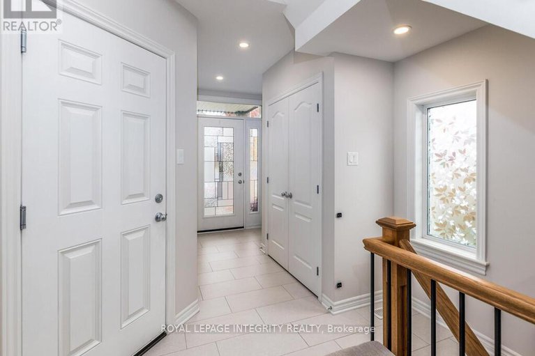 29027119/633-cartographe-street/camelot/ottawa/ontario/K4A1B6_6