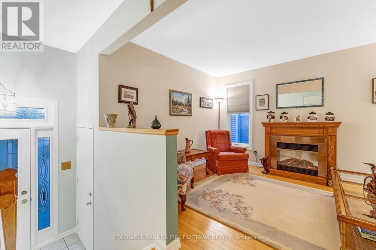 29052302/1511-shawinigan-street/fallingbrookridgemount/ottawa/ontario/K4A2L9_4