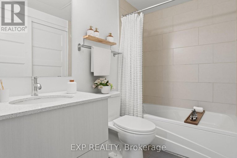 29397407/108-2785-baseline-road/redwood-park/ottawa/ontario/K2H0B7_11