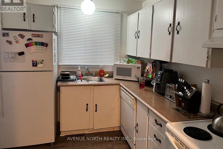 29251891/110-1396-foxwell-street/pineview/ottawa/ontario/K1B5J2_5