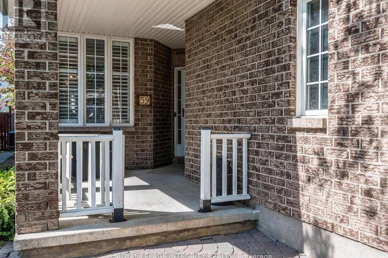 28652325/59-friendly-crescent/stittsville-south/ottawa/ontario/K2S2B6_4