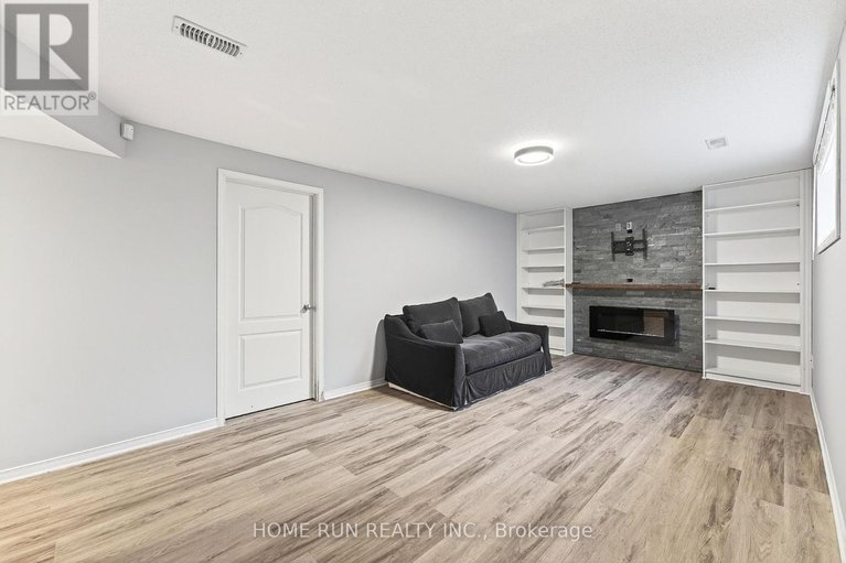 29230906/104-eye-bright-crescent/riverside-southgloucester-glen/ottawa/ontario/K1V2K5_28