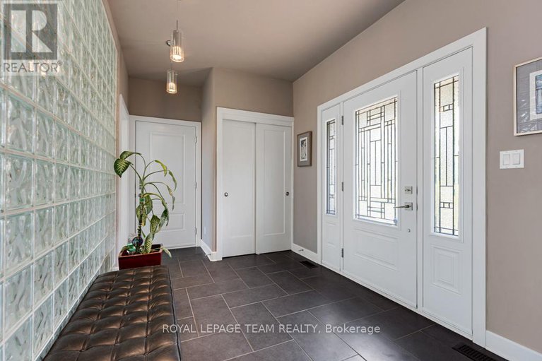 28847371/3-mary-street/north-grenville-twp-kemptville-south/north-grenville/ontario/K0G1B0_17