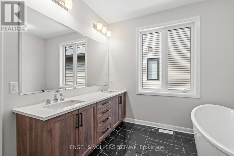 28326544/119-darleux-place/mahogany-community/ottawa/ontario/K4M0M7_21