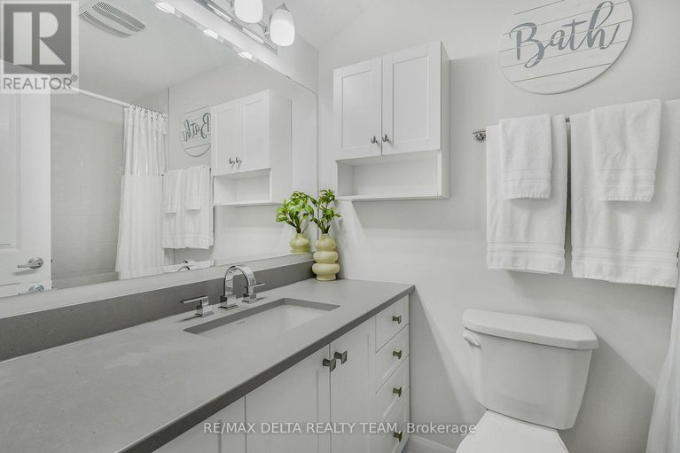 29531208/d-516-decoeur-drive/avalon-west/ottawa/ontario/K4A5H5_17