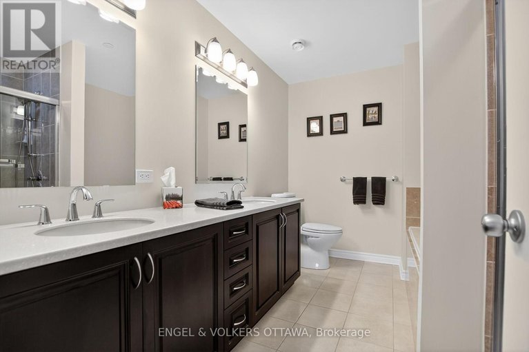 29654518/401-399-bayrose-drive-w/strandherd/ottawa/ontario/K2J5W3_17