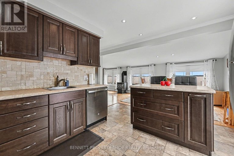 29569373/143-rathwell-shore-road/beckwith-twp/beckwith/ontario/K7C4L4_6