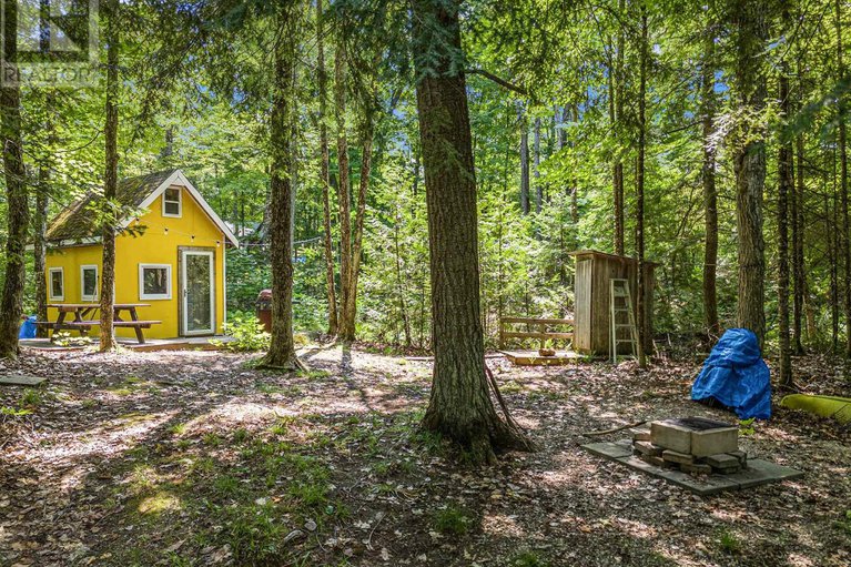 28670947/pt-l-27-bow-lake-lane/lanark-highlands-lanark-twp/lanark-highlands/ontario/K0G1K0_1