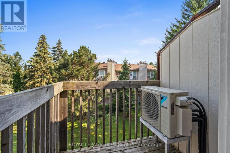 28691026/b-6501-bilberry-drive/convent-glen-north/ottawa/ontario/K1C4N4_30