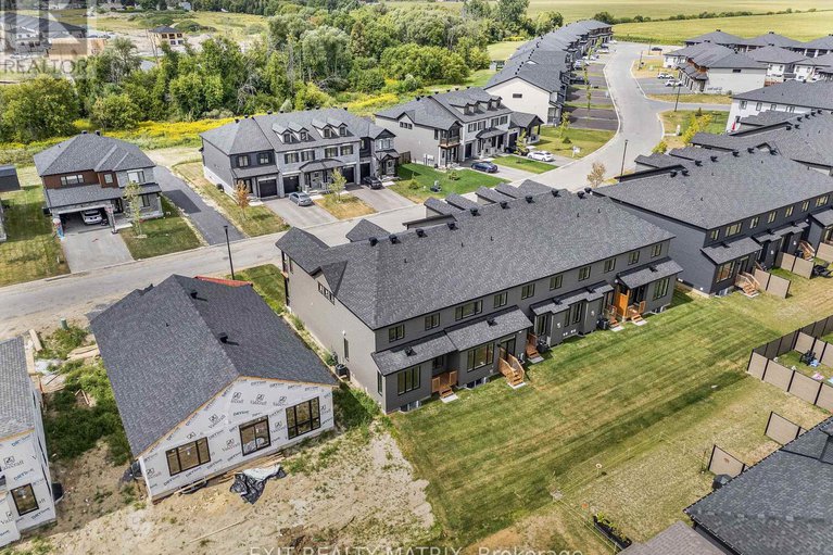 29349267/937-cologne-street/embrun/russell/ontario/K0A1W0_34