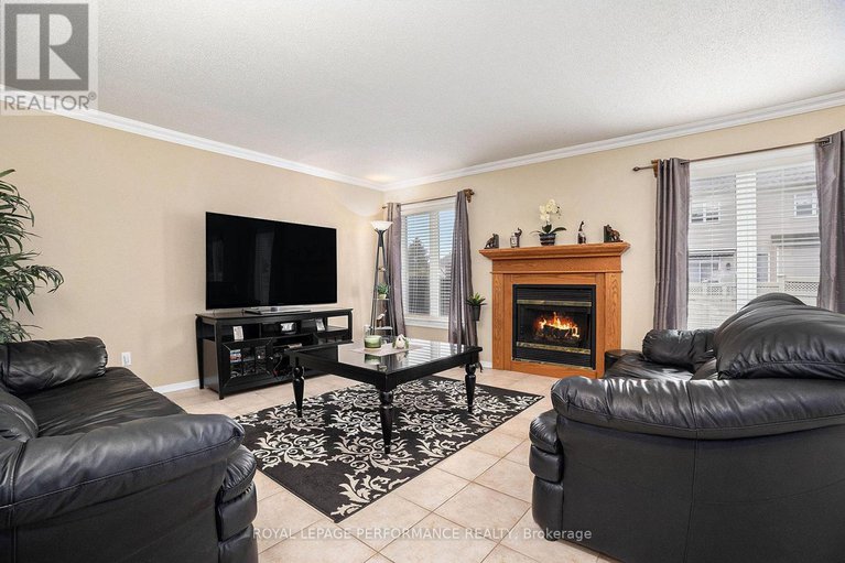 28918942/619-chardonnay-drive/avalon-east/ottawa/ontario/K4A4K7_9