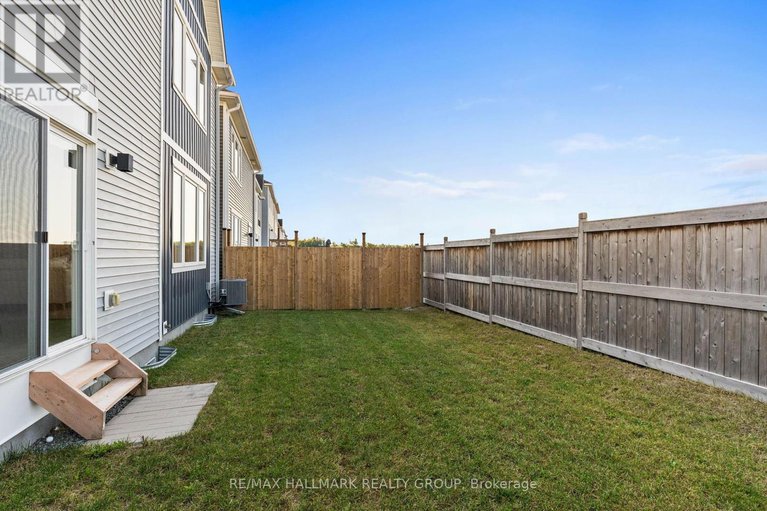 28452822/3000-travertine-way/half-moon-bay/ottawa/ontario/K2J6W5_34