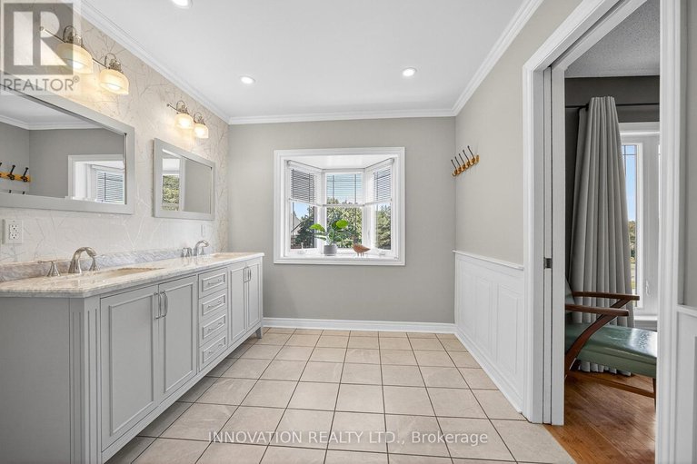 28869608/5558-south-island-park-drive/manotick-long-island-nicholls-island/ottawa/ontario/K4M1J2_30