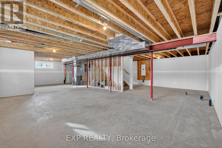 28364468/53-craig-street/village-of-russell/russell/ontario/K4R1A6_20