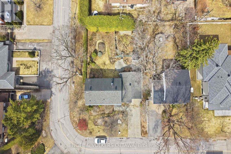 29587308/193-cunningham-avenue-s/applewood-acres/ottawa/ontario/K1H6A7_3