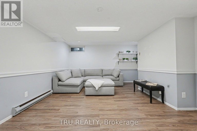 29252299/463f-moodie-drive/arbeatha-park/ottawa/ontario/K2H8T7_16